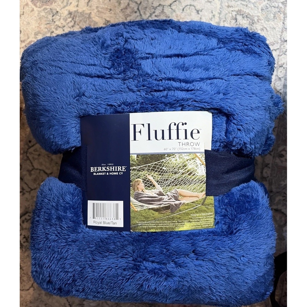 Berkshire Fluffie‎ Blue Soft Throw Blanket 60x70 NEW With Tags